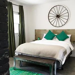 Bed & Breakfast L'hotel Particulier Griffintown, Montreal